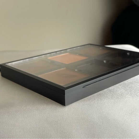 Anastasia Beverly Hills Contour Kit In Dark Shades - Picture 4 of 4